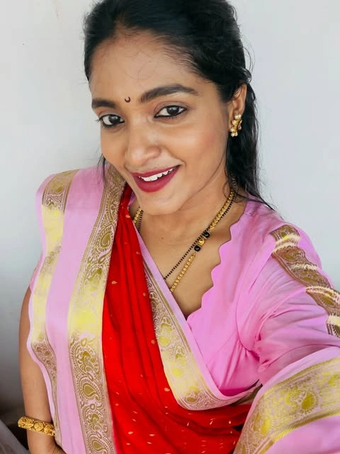 Left Gallery
